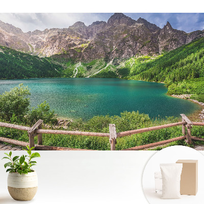 Tapeta do obyvaku Horské jezero obklopené zelení