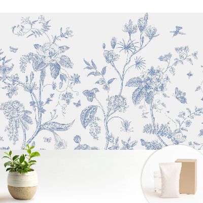 Tapeta s jemnými modrými květinami a ptáčky