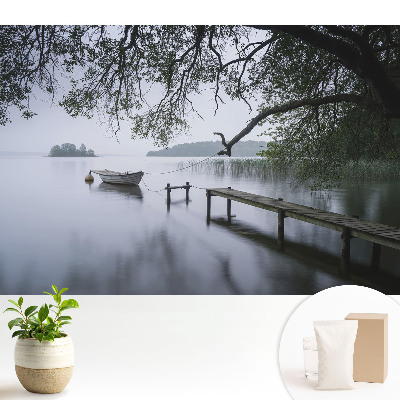 Tapeta do obývacího pokoje s motivem relaxace u jezera v přírodním prostředí