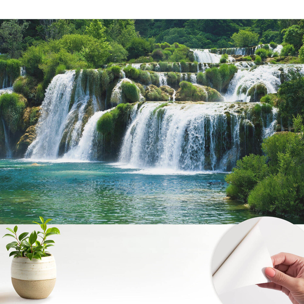 Tapeta do obyvaku Vodopády a zeleň