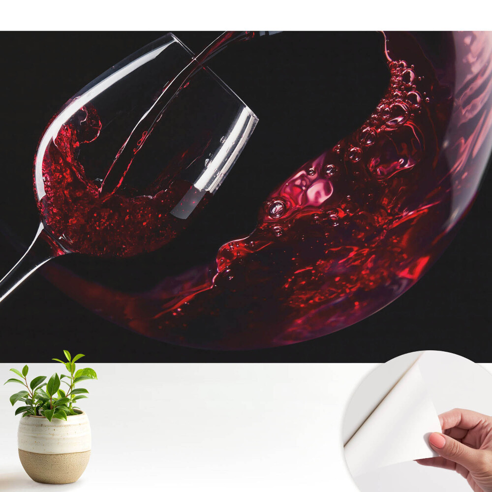 Tapeta Sklenka vířícího vína