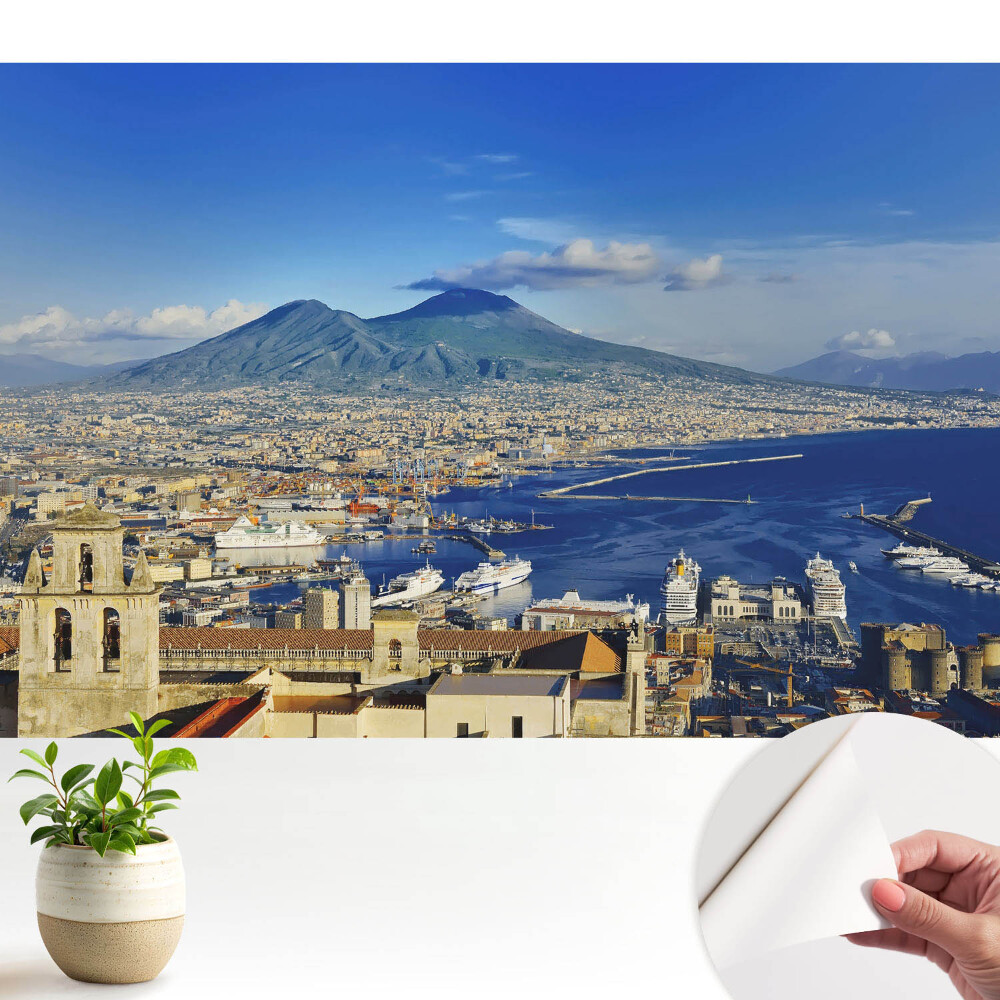 Tapeta Malebná krajina se sopkou a přístavem