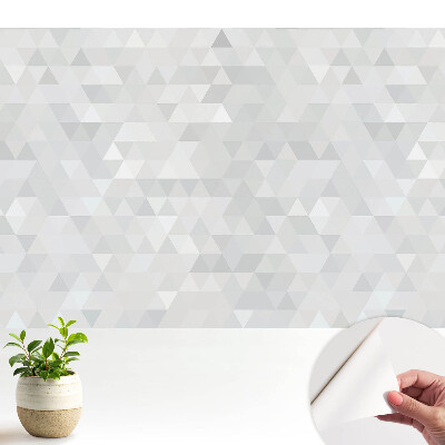 Tapeta s geometrickými trojúhelníky v odstínech šedé
