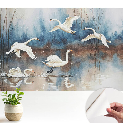 Tapeta s motivem labutí na jezeře v mlhavém lese