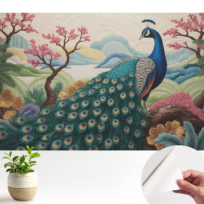Tapeta s motivem exotického páva v pastelové krajině