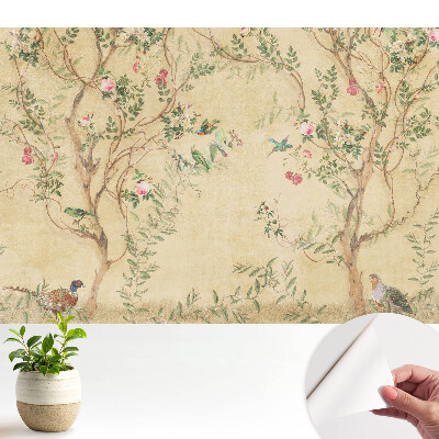 Tapeta do obývacího pokoje s motivem elegantního stromu s květinami a ptáky