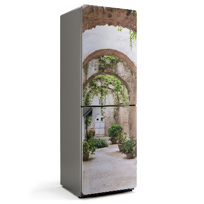 Magnet na ledničku Zelená cesta mezi rostlinami