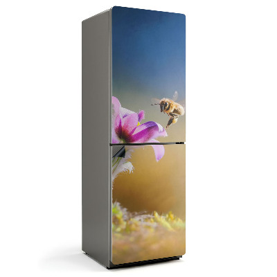 Magnet na ledničku Hmyz s květinovými detaily