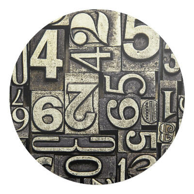Ochranná podložka na podlahu kulatá Čísla v retro stylu