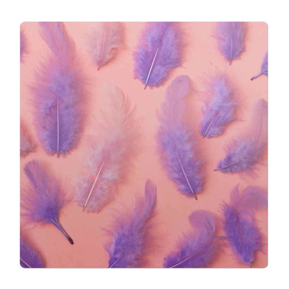 Ochranná podložka na podlahu Peří na pastelovém pozadí