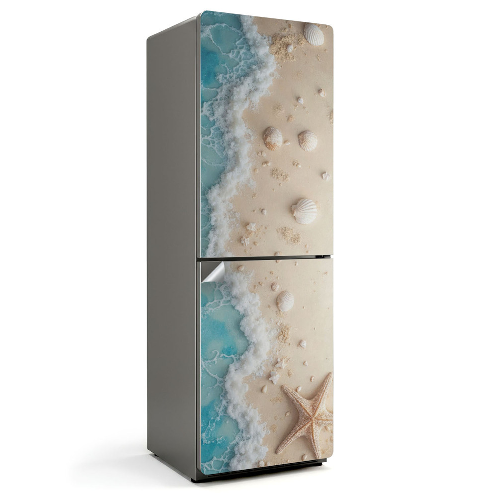 Fototapeta na chladničku Pláž s mušlemi a vlnami