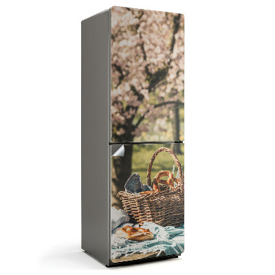Nálepky na chladničku Piknikový koš se stromy v pozadí