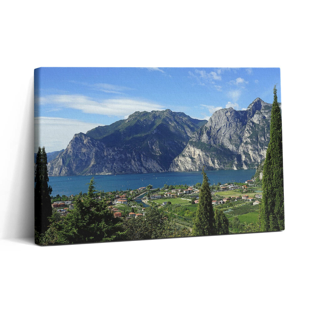 Obraz canvas 30x20 Zelené stromy před městem