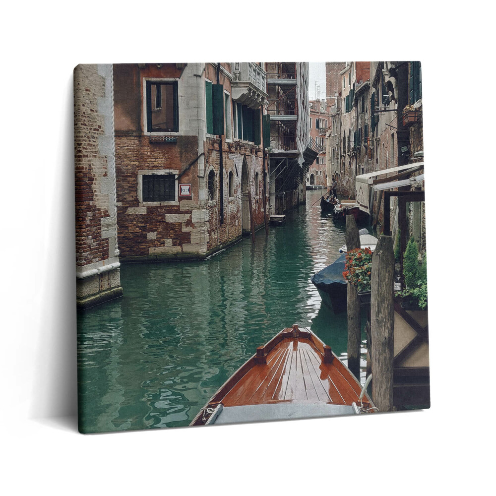 Obraz na plátně 60x60 cm Loďka mezi kanály v Benátkách
