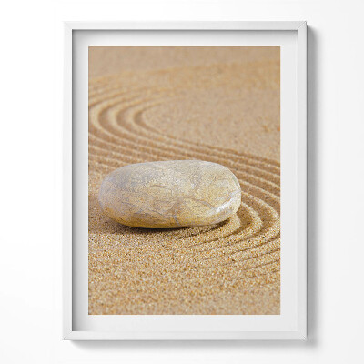 Obraz v rámu Osamělý kámen v písku - zen