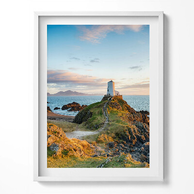 Obraz v rámu Osamělý maják na útesu