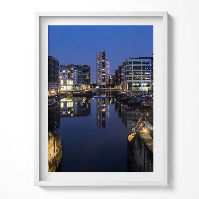 Obraz v rámu Město Leeds v noci osvětlené