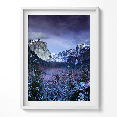 Obraz v rámu Zimní krajina hor a lesa