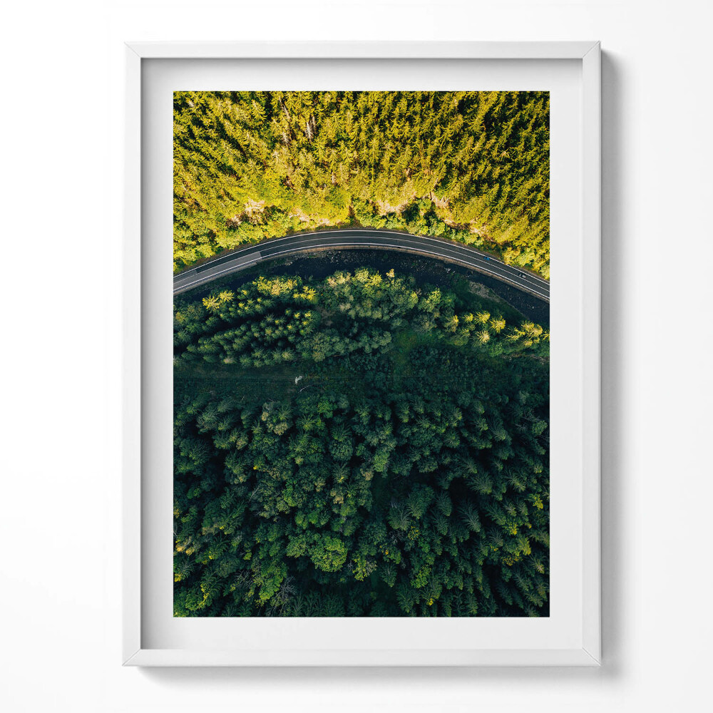 Obraz v rámu Les z dronu - hora Śnieżka