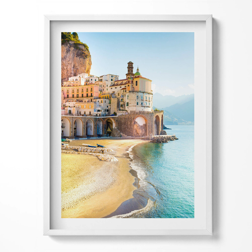 Obraz v rámu Nábřeží s pláží a moře Itálie