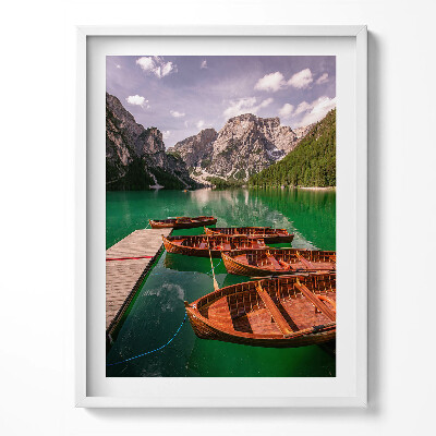 Obraz v rámu Dřevěné lodě na jezeře v horách