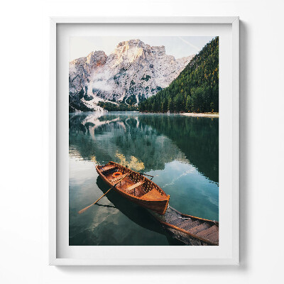 Obraz v rámu Krajina lodi na jezeře v horách