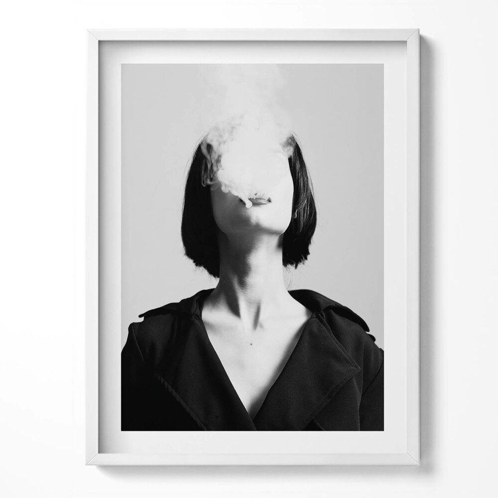 Obraz v rámu Tajemný portrét kuřácké ženy