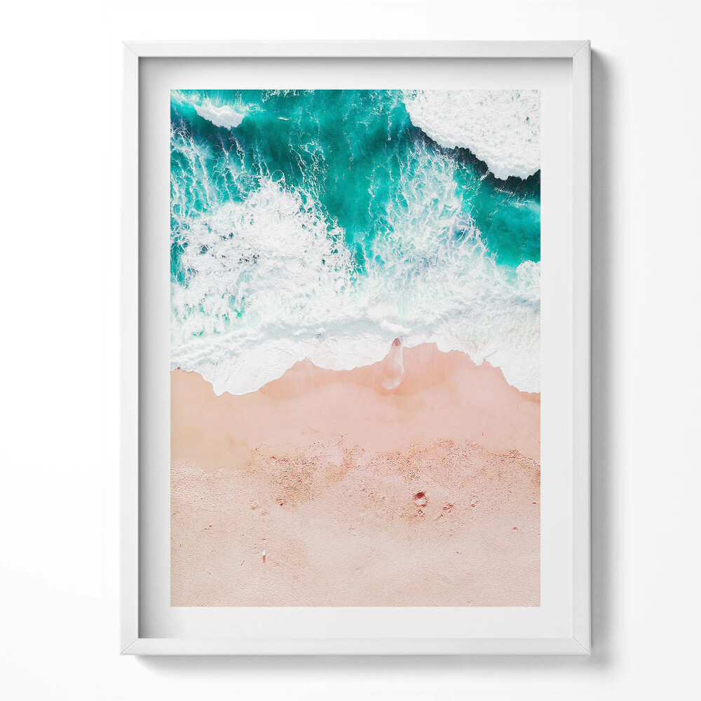 Obraz v rámu Mořské vlny na pláži z ptačí perspektivy