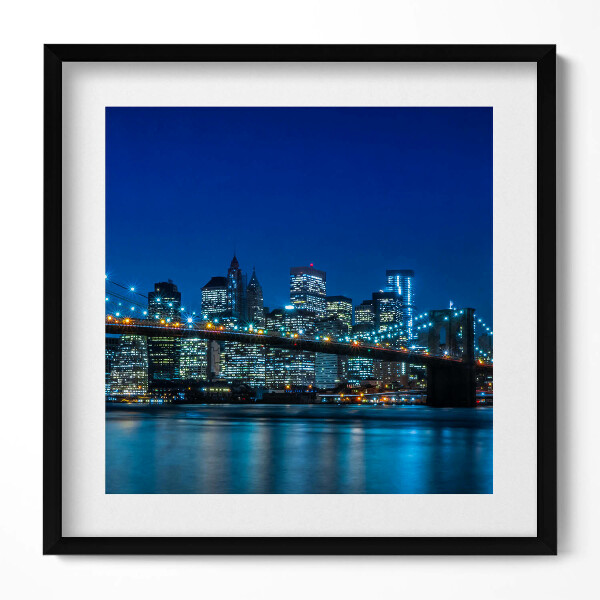 Obraz v rámu efektivní Brooklynský most večer - New York