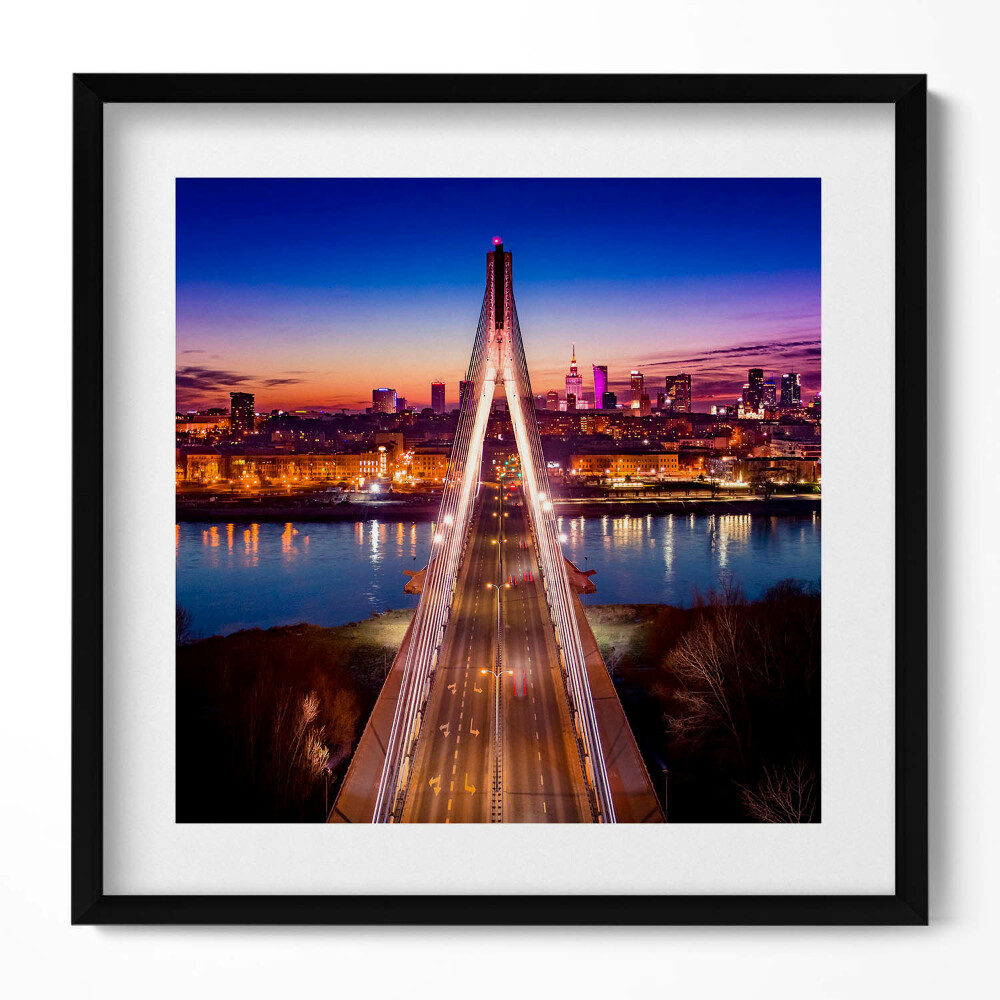 Obraz v rámu efektivní Most a město večer