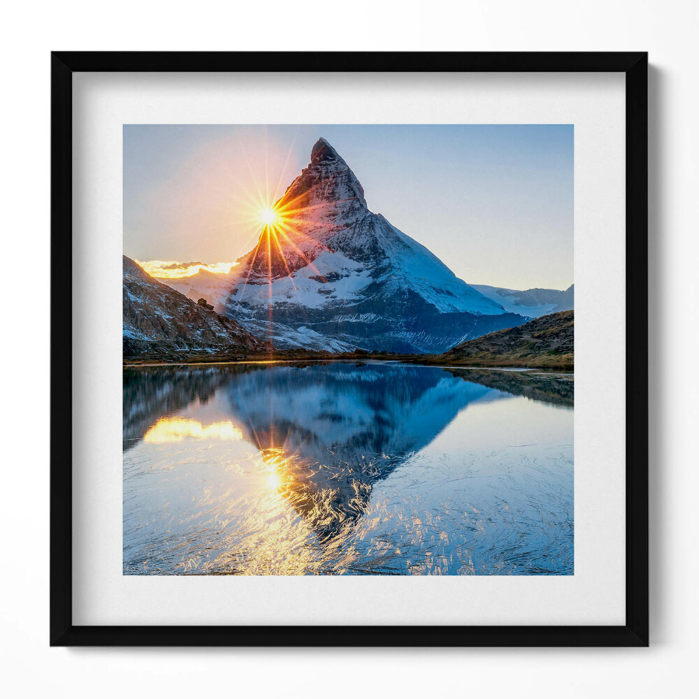 Obraz v rámu efektivní Krajina osamělé hory a slunce