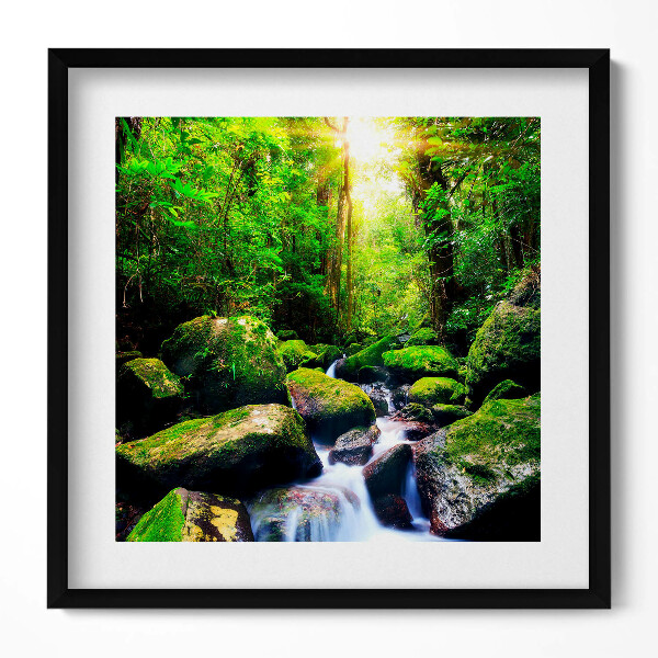 Obraz v rámu efektivní Vodopád uprostřed džungle