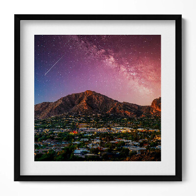 Obraz v rámu efektivní Hory s galaxií na obloze