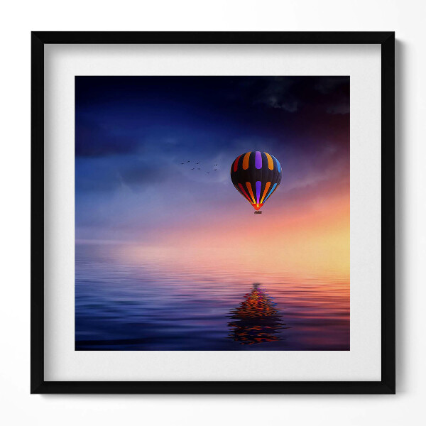 Obraz v rámu efektivní Balón nad vodou
