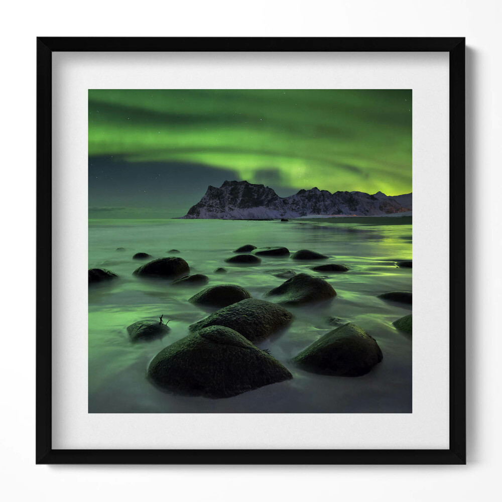 Obraz v rámu efektivní Polární záře - zelená krajina