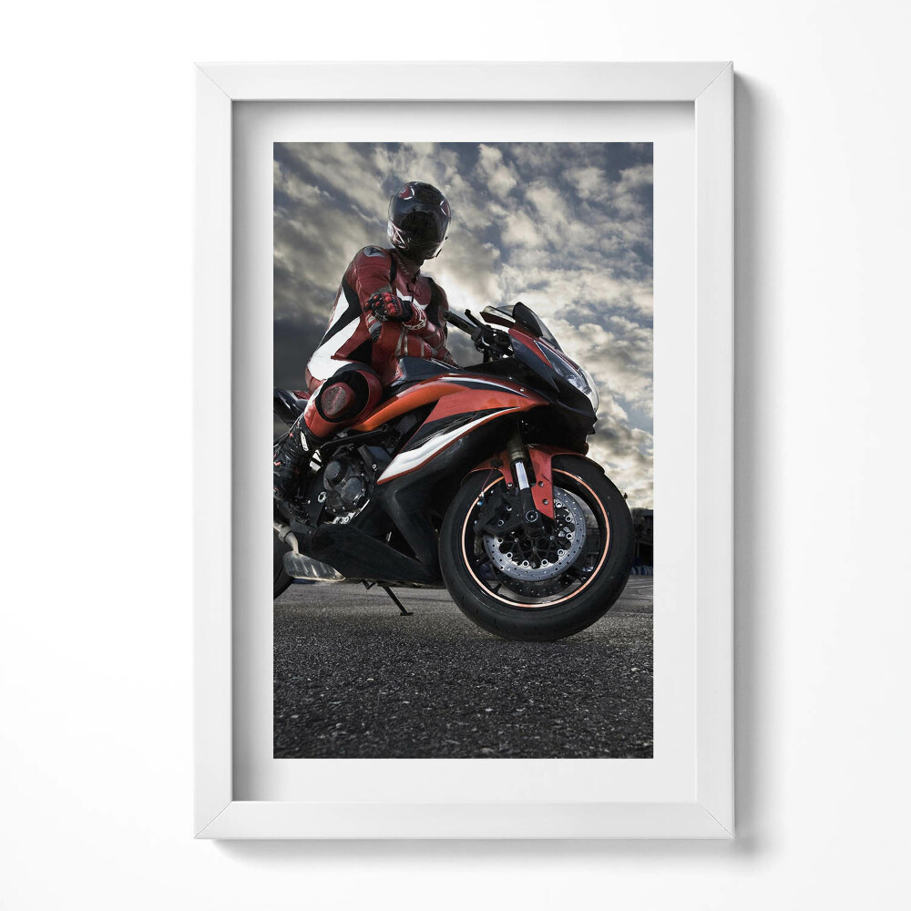 Obraz s rámem elegantní Muž na motorce