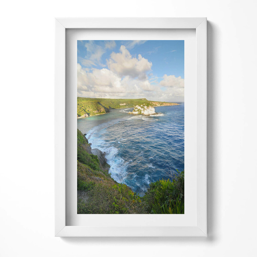 Obraz s rámem elegantní Plážový útes a mořské vlny