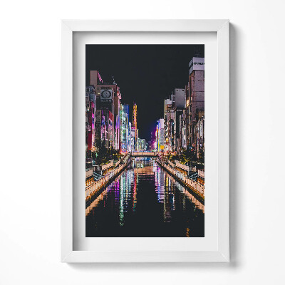 Obraz s rámem elegantní Noční město s odrazy světel ve vodě