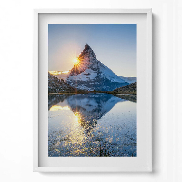 Obraz v rámu dekorativní Krajina osamělé hory a slunce