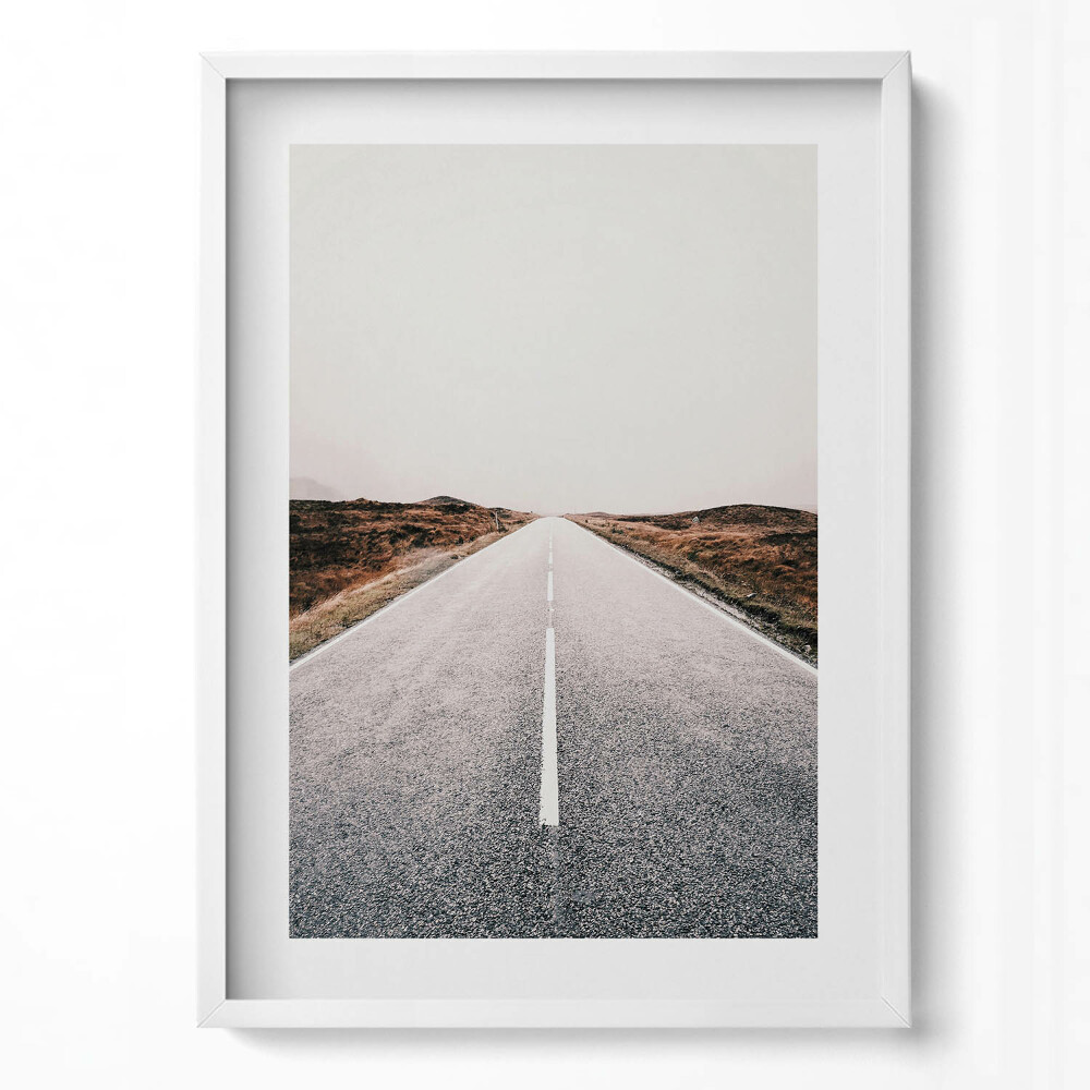 Obraz v rámu dekorativní Prázdná rovná asfaltová cesta