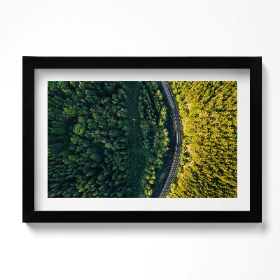 Obraz s rámem dekorativní Les z dronu - hora Śnieżka