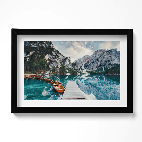 Obraz s rámem dekorativní Loď na jezeře v horách