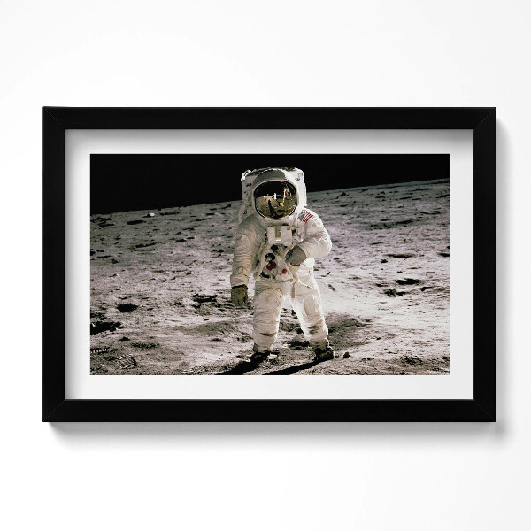 Obraz s rámem dekorativní První člověk na Měsíci - foto NASA