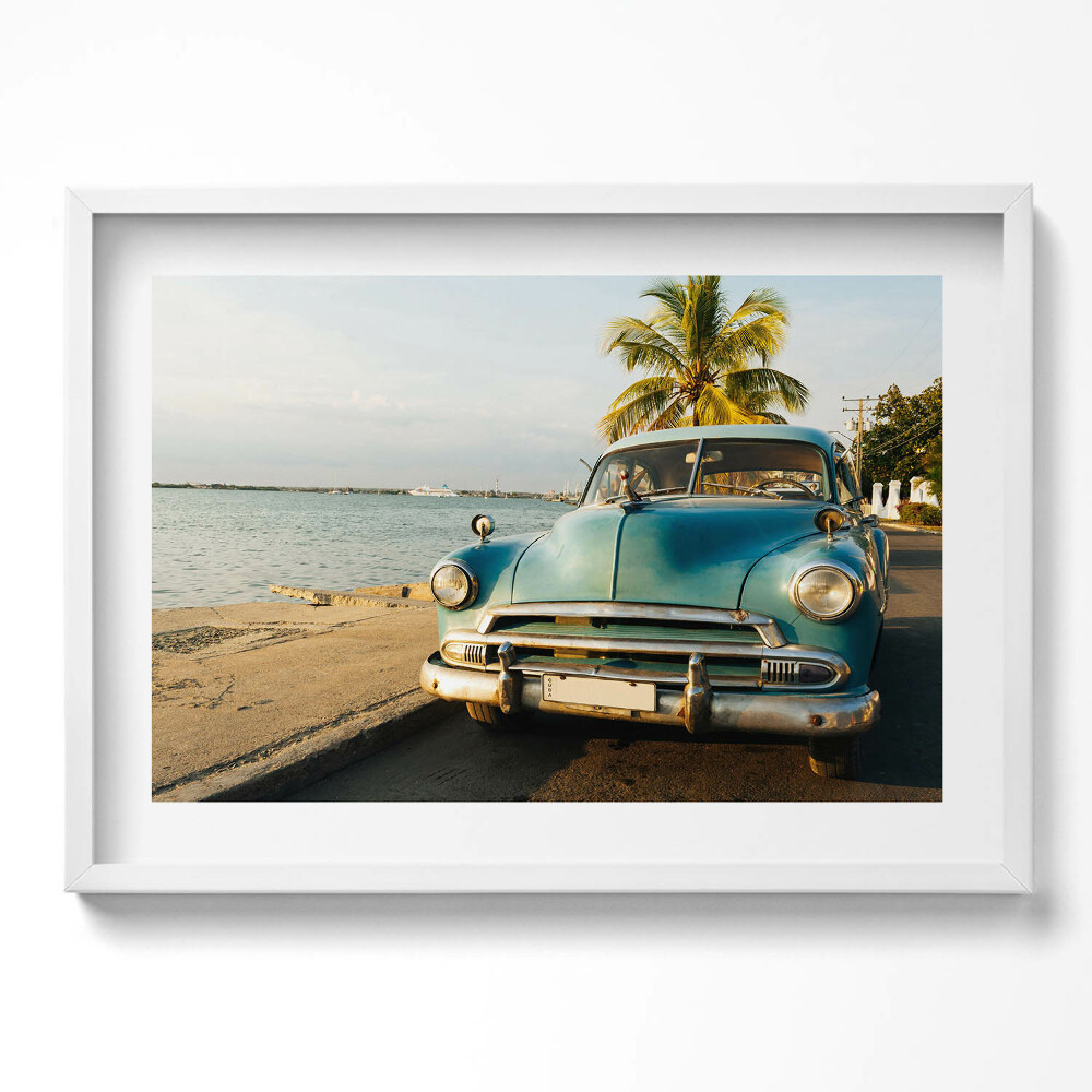 Obraz v rámu moderní Modré auto u moře