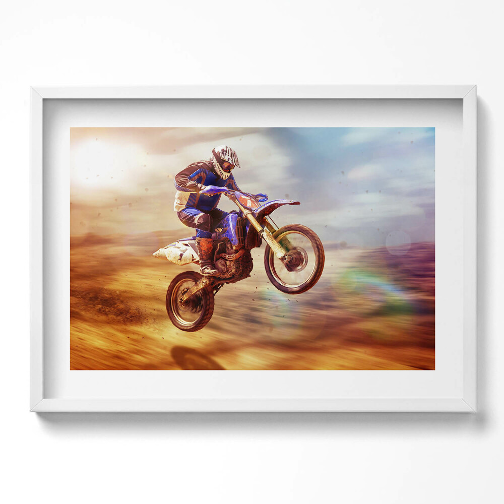 Obraz v rámu moderní Motocyklista v poušti