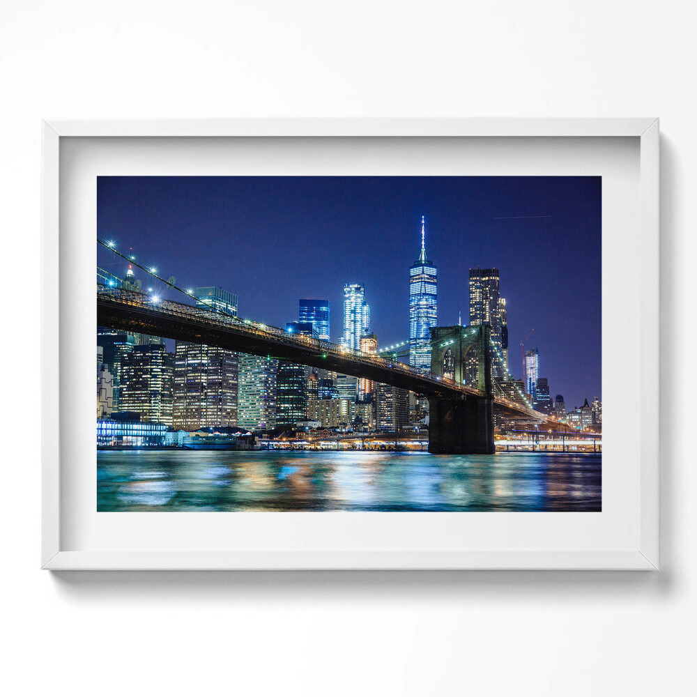 Obraz v rámu moderní Brooklynský most v New Yorku v noci