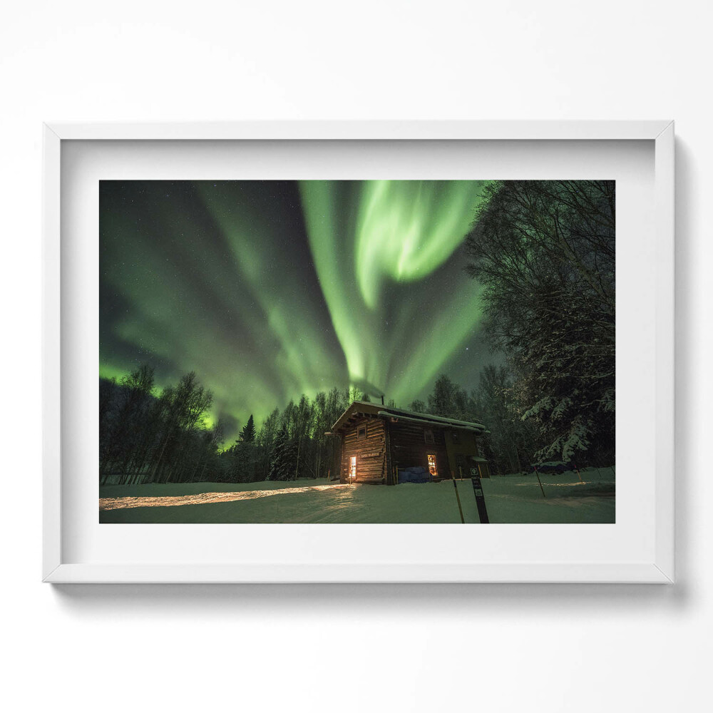 Obraz v rámu moderní Polární záře a dům v lese