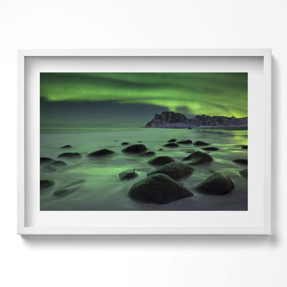 Obraz v rámu moderní Polární záře - zelená krajina