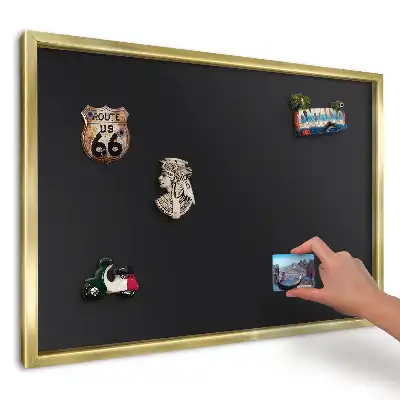 Magnetická nástěnka s černým minimalistickým pozadím