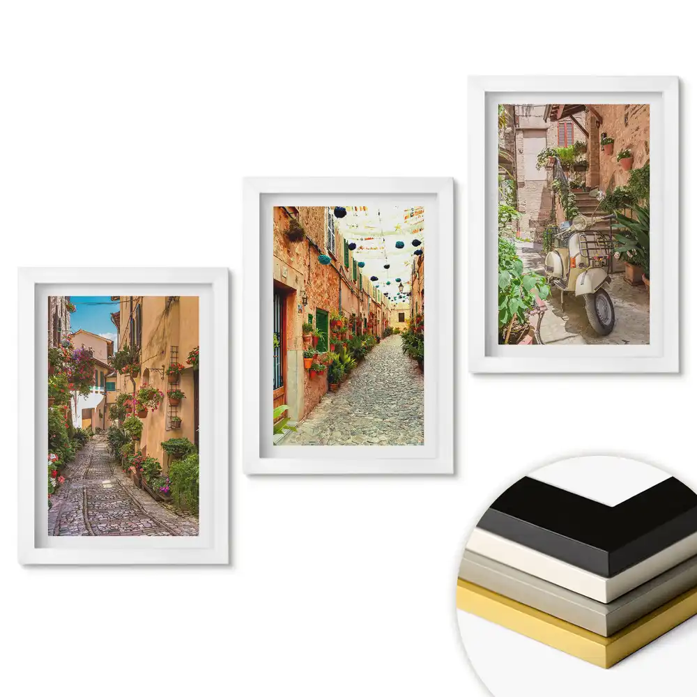 Triptych Okouzlující uličky plné květin v rámu